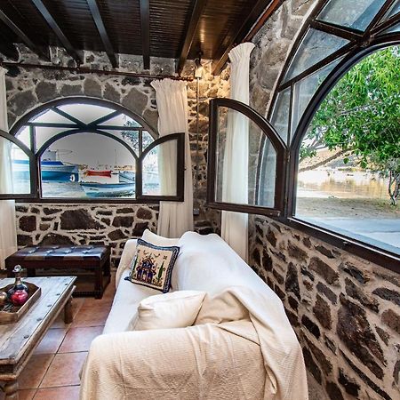 Plousiadi΄S Stone House Apartment Paloi ภายนอก รูปภาพ