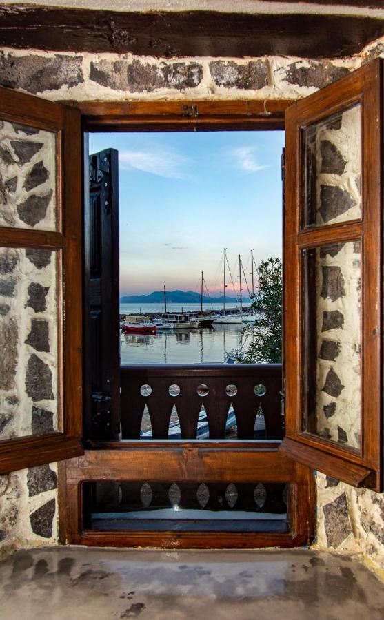Plousiadi΄S Stone House Apartment Paloi ภายนอก รูปภาพ