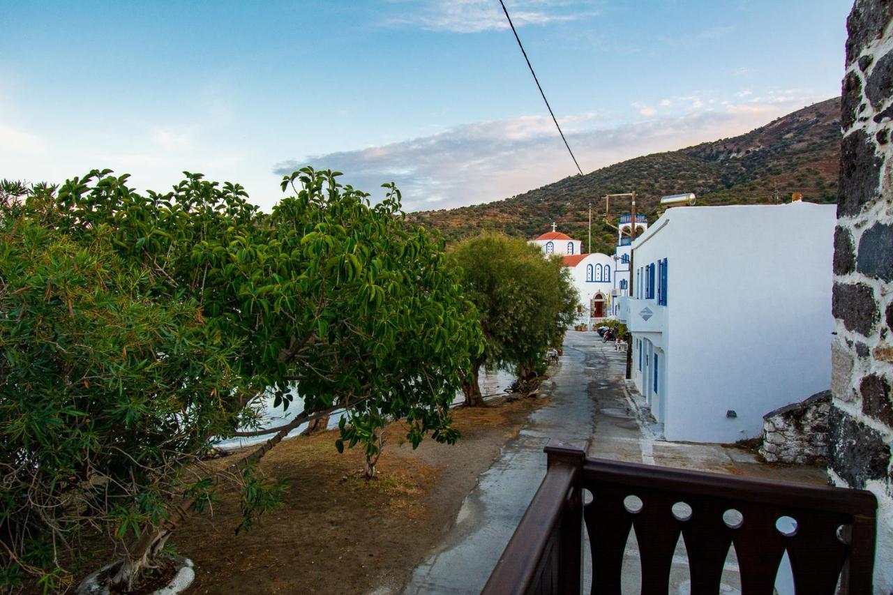 Plousiadi΄S Stone House Apartment Paloi ภายนอก รูปภาพ